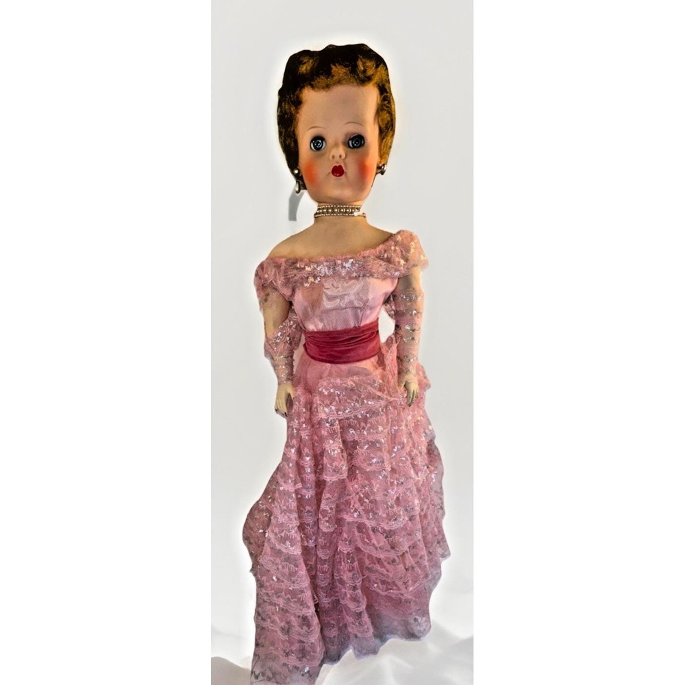 Sweet Rosemary Doll Deluxe Toys Reading 30 inch Vinyl A Vintage Beauty